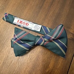 Izod bow tie, plaid